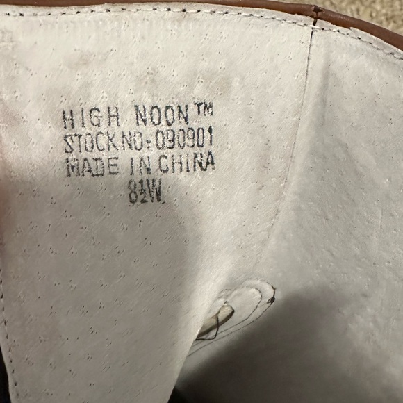 High Noon Boots - Picture 8 of 8